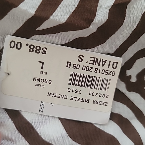 Caftan Zebra Ruffle - Picture 4 of 5